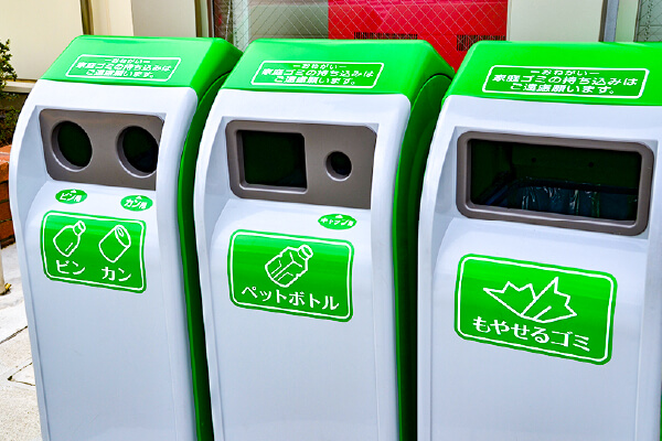 廃棄物の品目に応じた収集をいたします